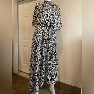 Stockholm Atelier & Other Stories~NWT~Asymmetric Hem~Funnel Neck~
Dress~Size 8